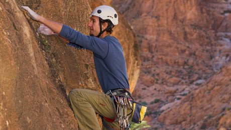 Marrakech-adventure-holidays-rock-climber