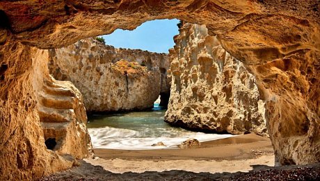 Northern-Morocco-tours-hercules cave