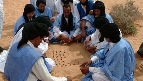M'Hamid el Ghizlane-desert-day-tours-Erg-Chigaga-dunes-Zamma-traditional-games