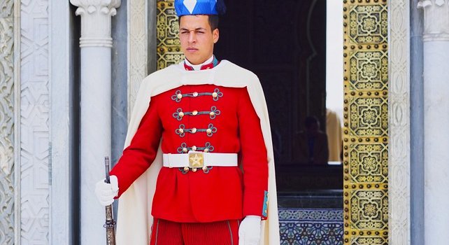 Imperial Cities Tours - RABAT - Royal Guard at Mausoleum Mohamed V