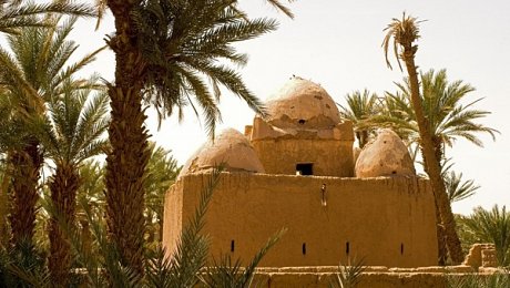 M'Hamid-el-ghizlane-day-tours-marabout-old-mhamid-camel-trek